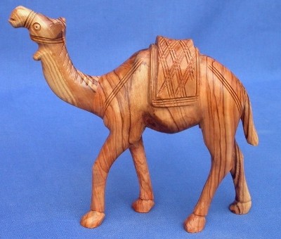 Olivenholz-Kamel, stehend - ca. 16 cm