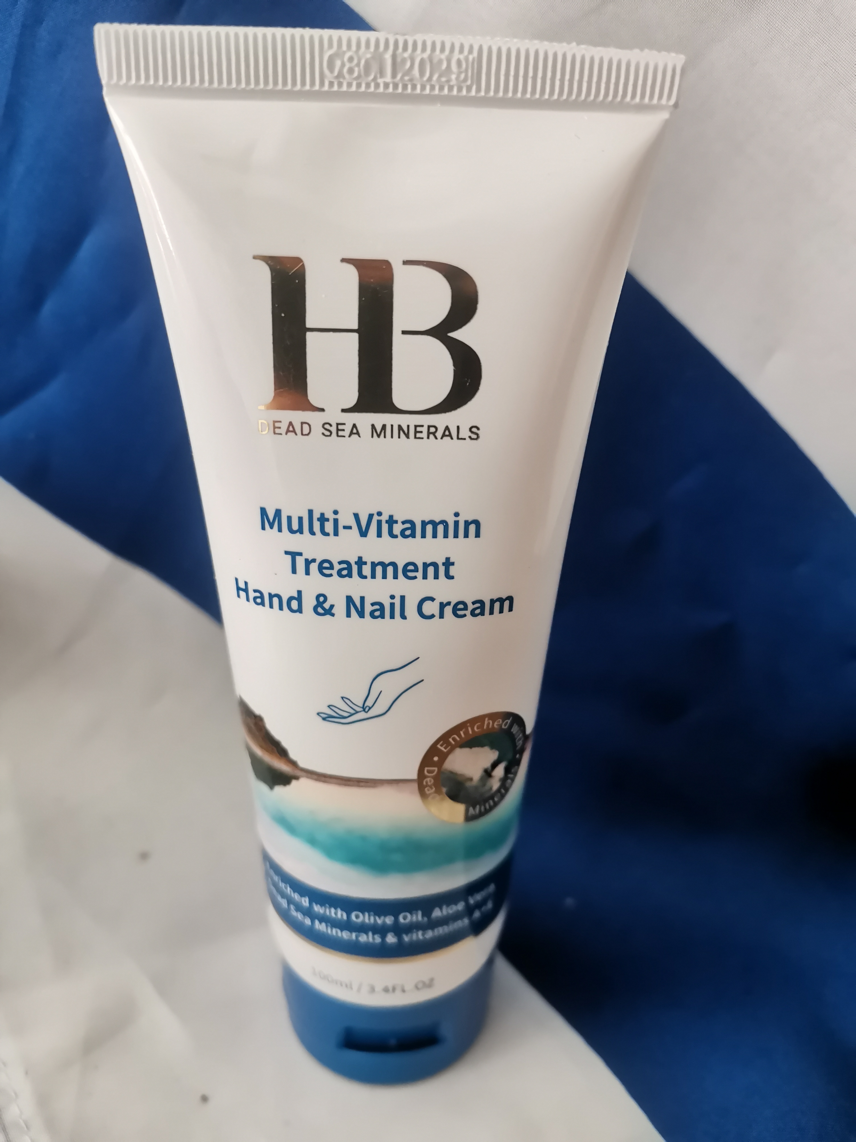 Health & Beauty - Mineral Vitamin Hand- und Nagelcreme, 100 ml