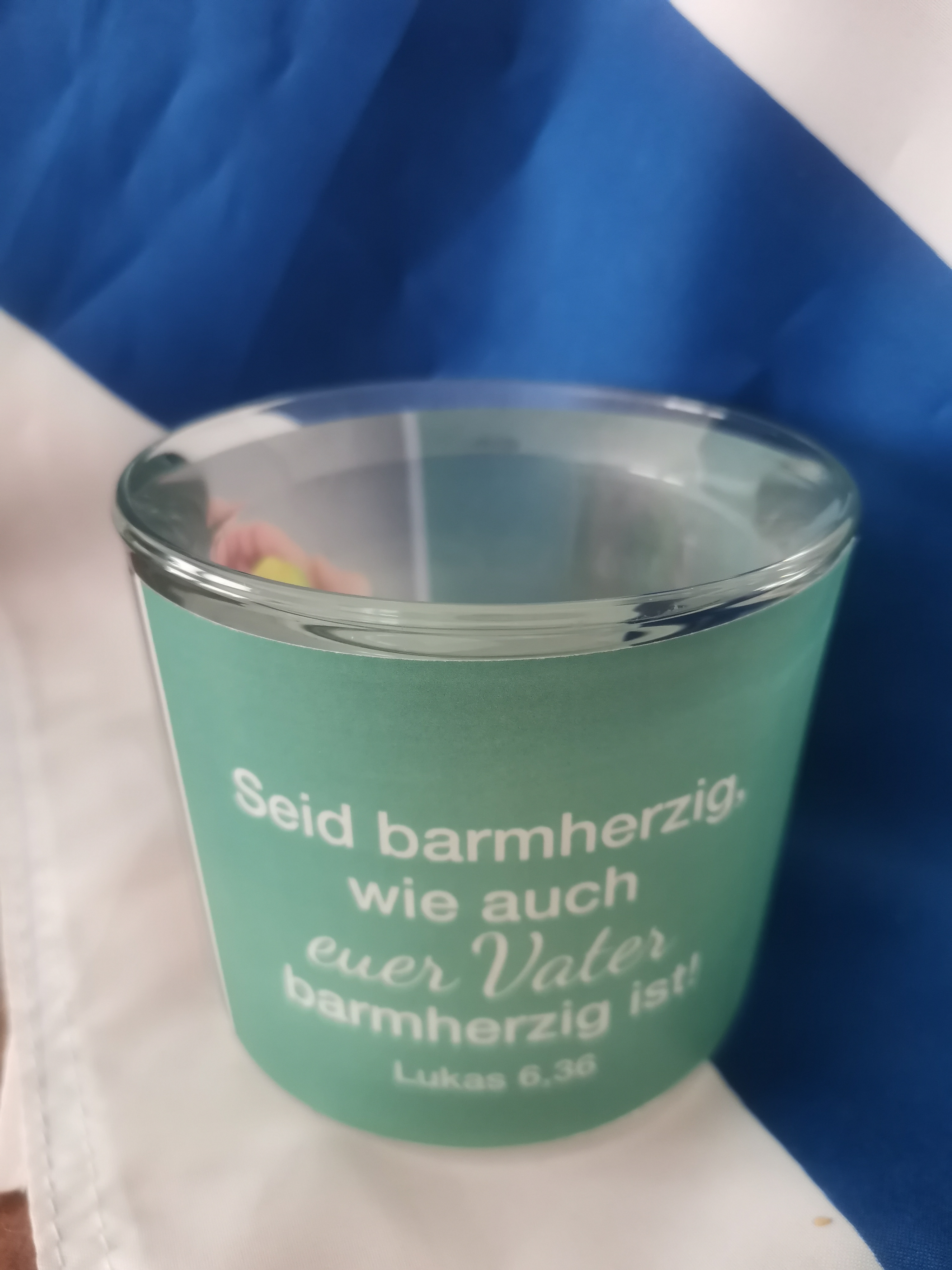 Glaswindlicht "Seid barmherzig, wie auch euer Vater barmherzig ist" - Lukas 6,36