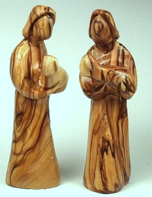 Olivenholz-Hirte mit Schaf auf Arm, ca. 13 cm