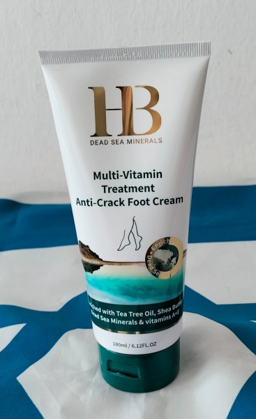 Health & Beauty - Multi-Vitamin Tretament Anti-Crack Foot Cream